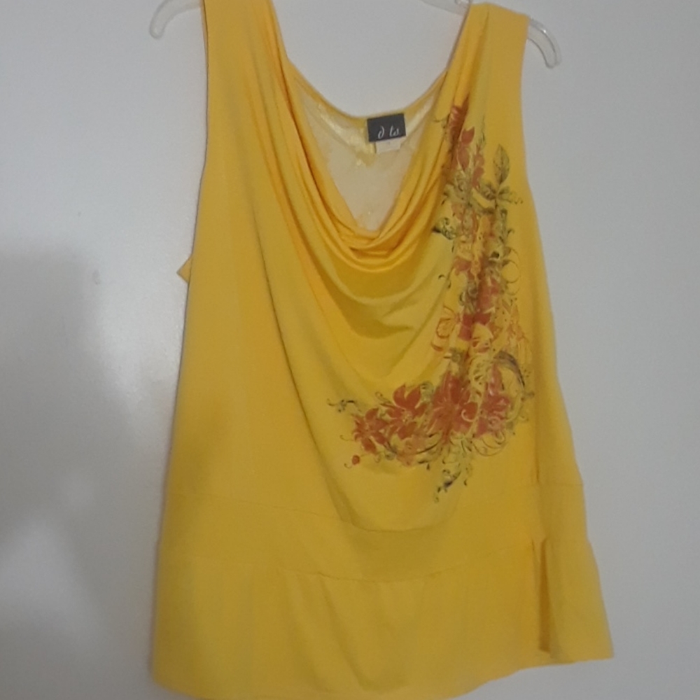 Ladies Size 2X Sleeveless Top